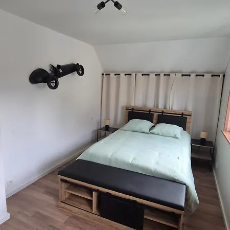 Du Rocher Du Faucon Le Renardeau 4 à 5 Personnes Appartamento